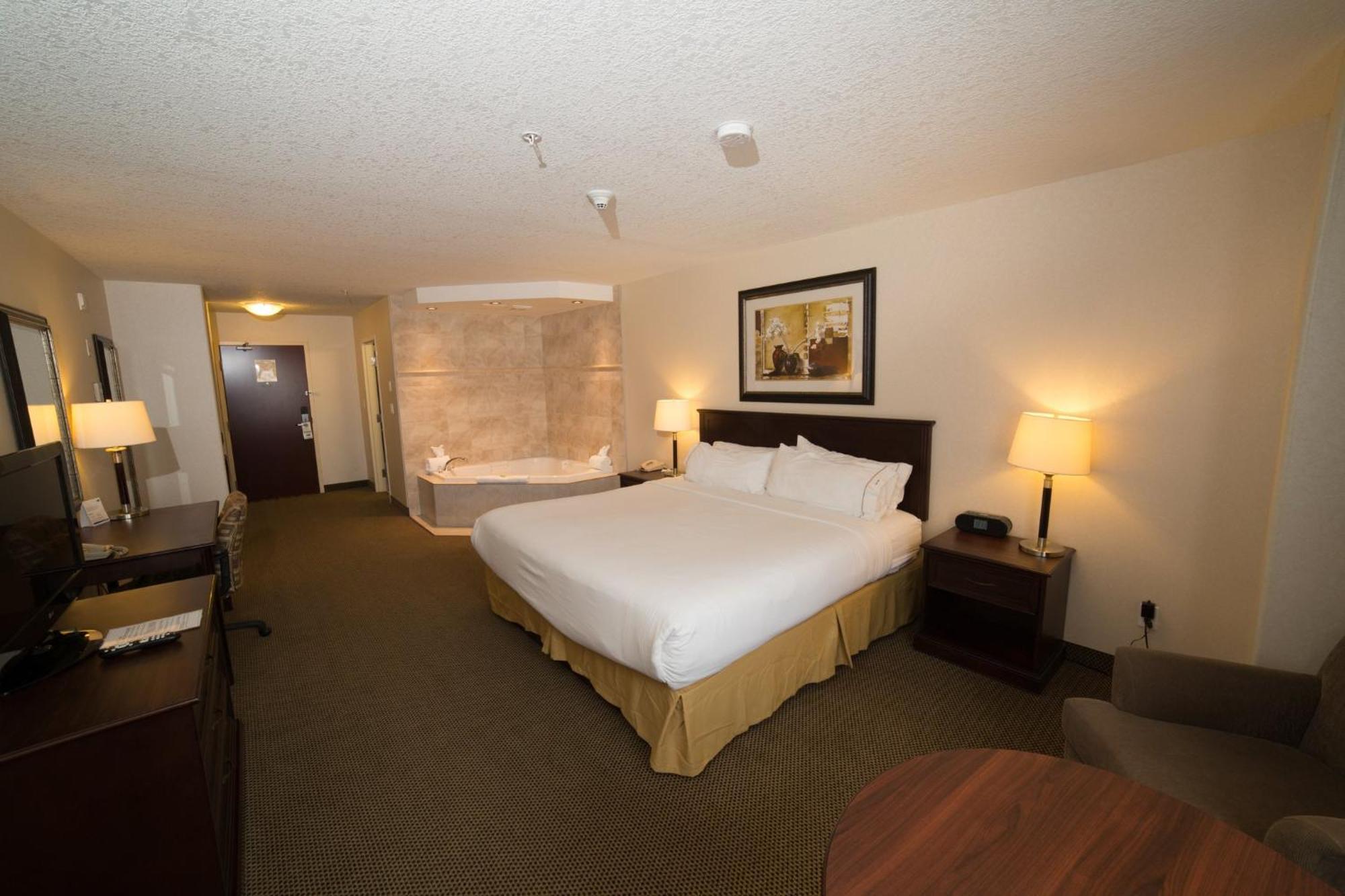 Holiday Inn Express Hotel & Suites - Slave Lake By Ihg Exterior foto