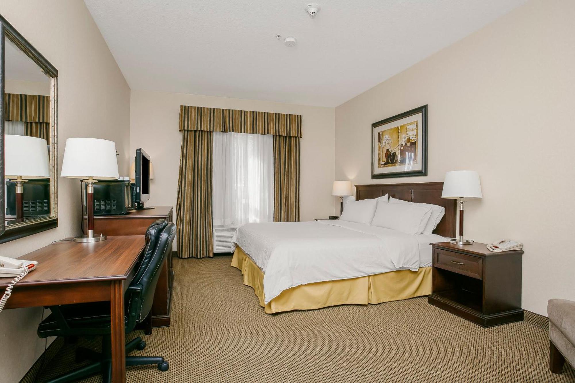 Holiday Inn Express Hotel & Suites - Slave Lake By Ihg Exterior foto