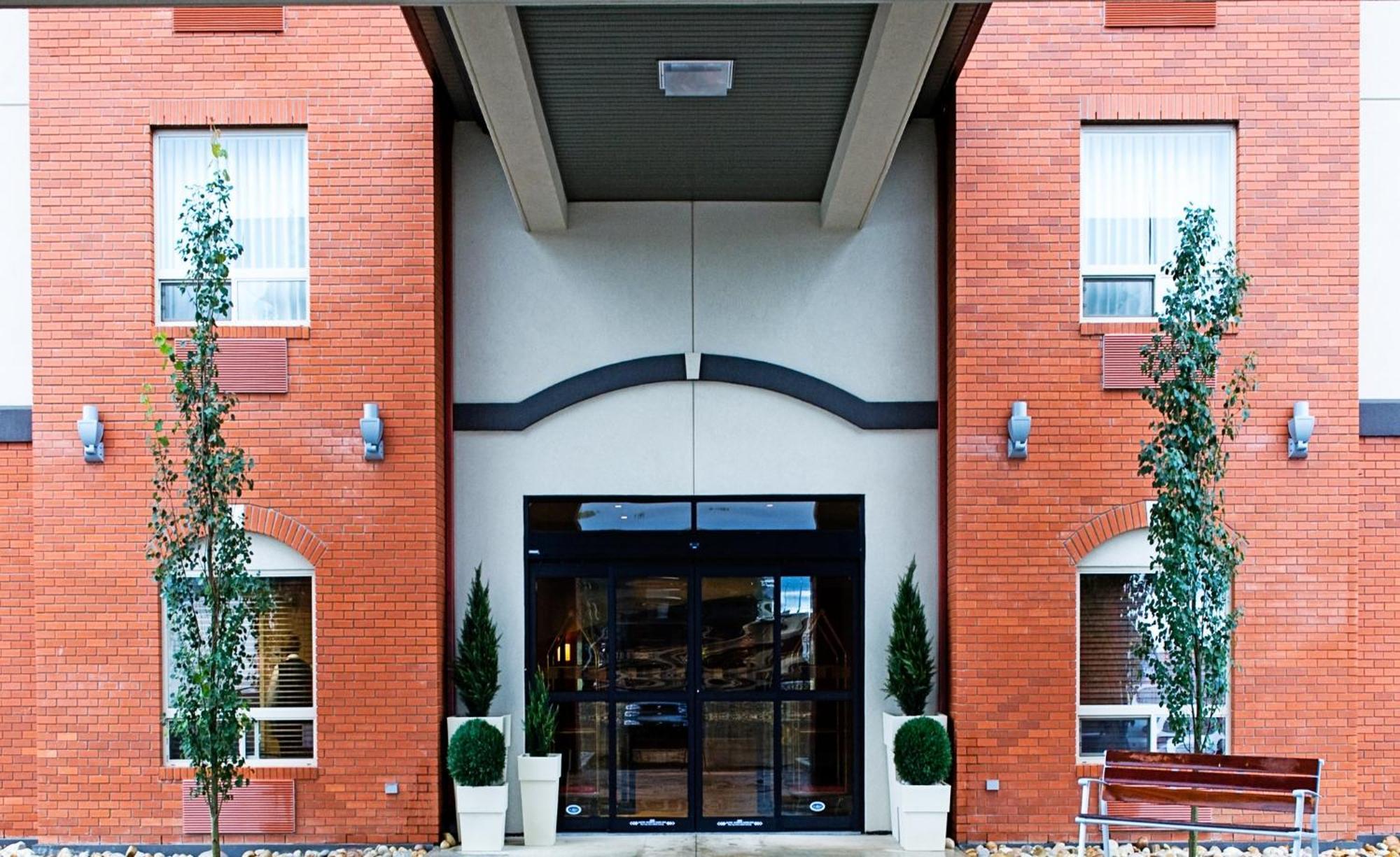 Holiday Inn Express Hotel & Suites - Slave Lake By Ihg Exterior foto
